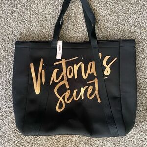 NWT Victoria's Secret Black Tote with Thermal Dividers